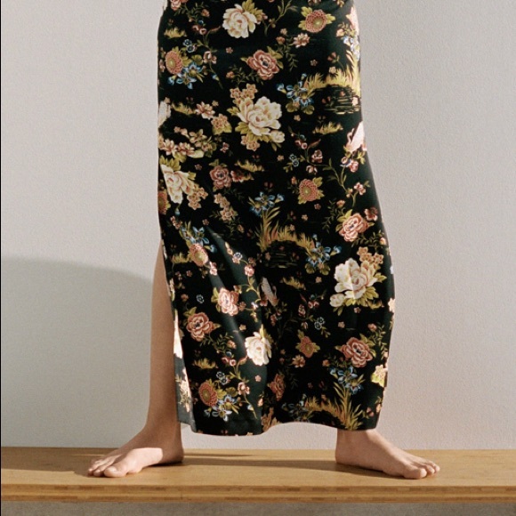 ZARA Floral Cut Out Skirt BNWT - Picture 3 of 5